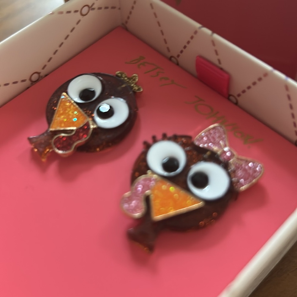 BETSEY JOHNSON thanksgiving Turkey Mismatched Earring Studs NEW - Picture 3 of 5